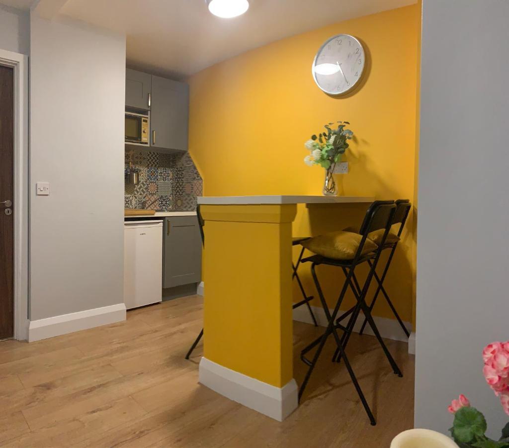 Lanigan'S Accommodation Kilkenny Bagian luar foto
