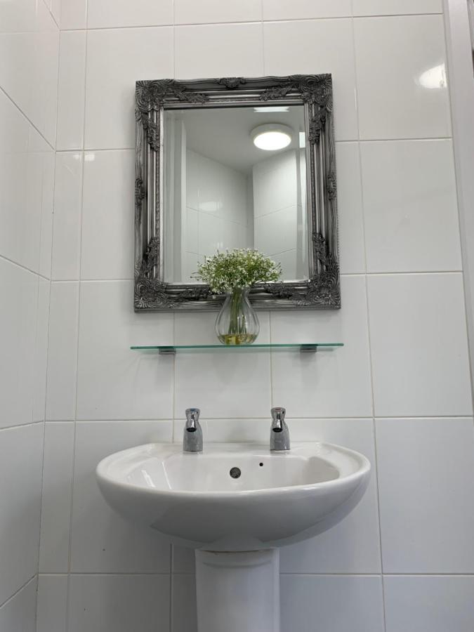 Lanigan'S Accommodation Kilkenny Bagian luar foto
